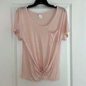 Venus medium peach pocketed, gathered T-shirt